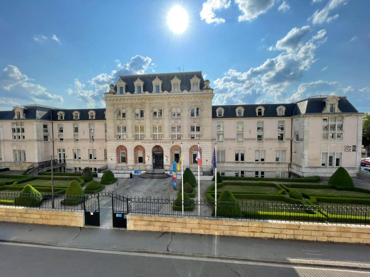 Le Dijontissime Appartements Haut De Gamme,Climatise, Dijon Centre Екстериор снимка